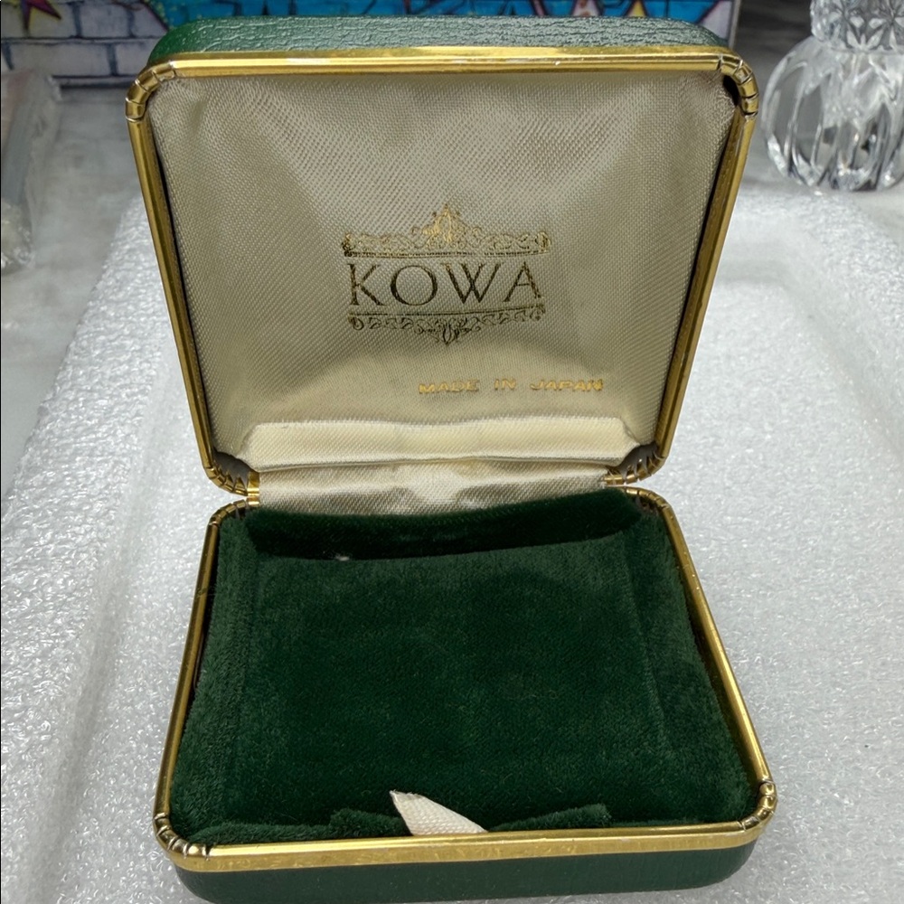 Vintage Gold Leaf Solid Presentation Box For Jewe… - image 5